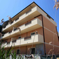 Caulonia Marina facciata appartamento in vendita
